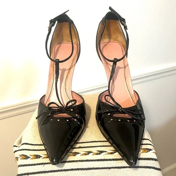 Patent leather Miu Miu kitten heeled T-strapped spectator pumps - Picture 1 of 11